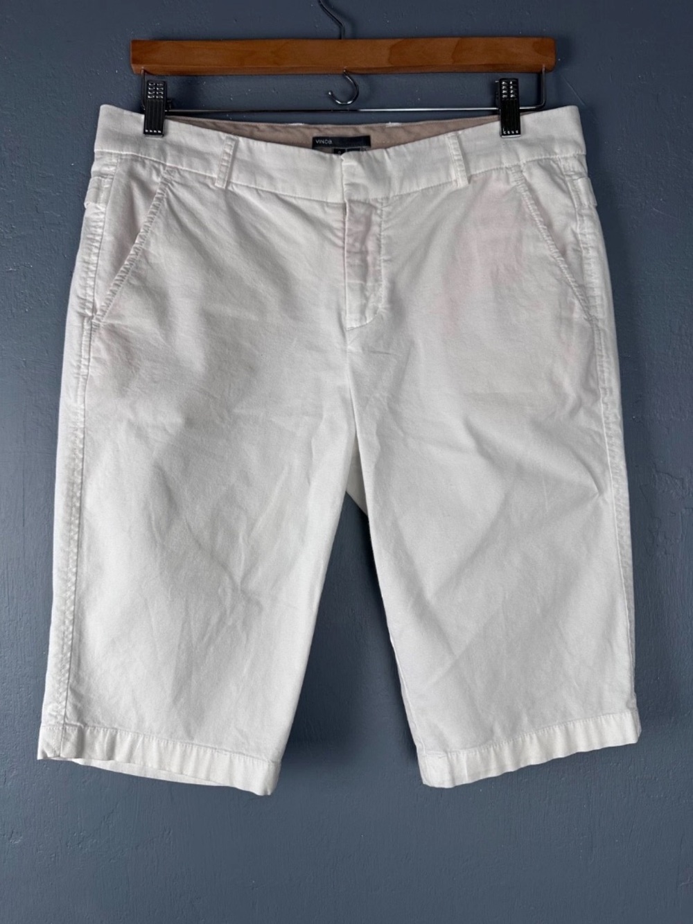 Vince Women's Sz 8 White Bermuda Shorts